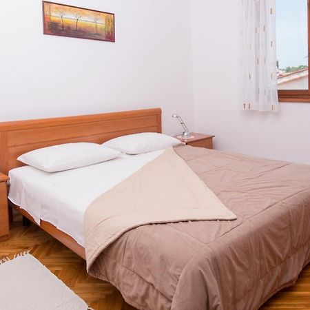 Apartments Mira 1 بريمونتيرا المظهر الخارجي الصورة